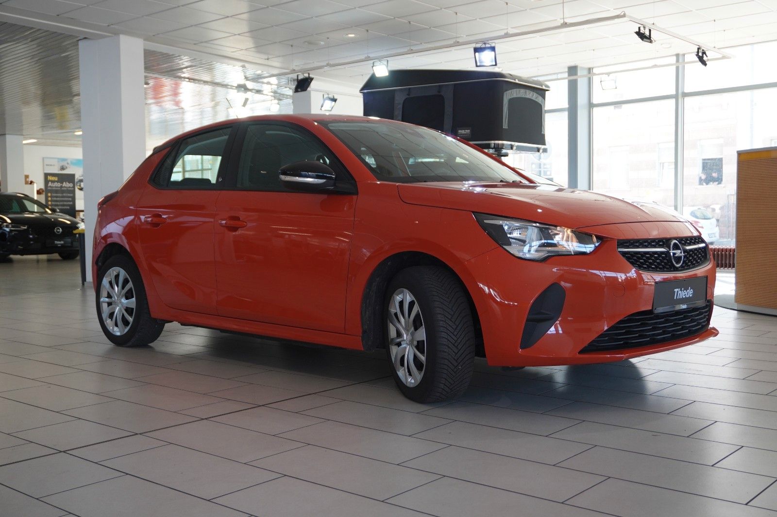 Fahrzeugabbildung Opel Corsa-e F EDITION 7KW NAVI/VIRT/DAB/TEMP/WÄRMEP