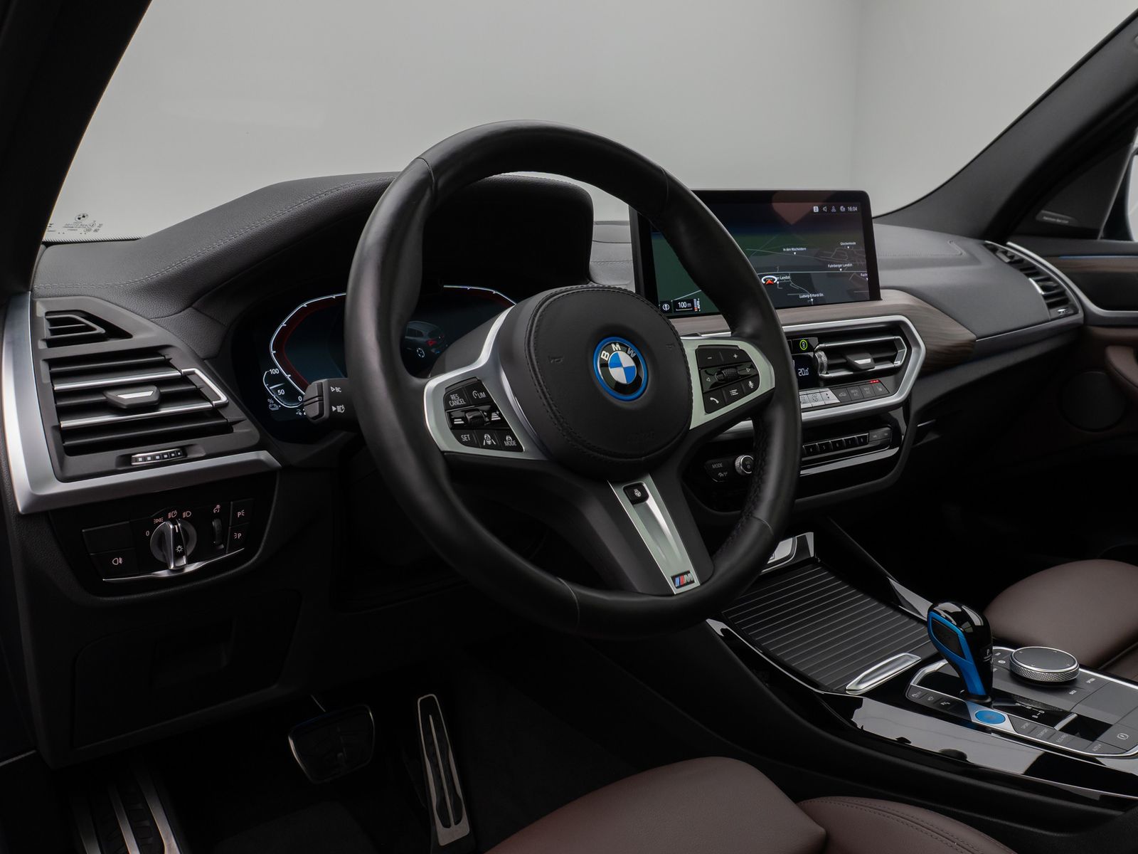 Fahrzeugabbildung BMW iX3 Impressive MSport Panorama Laser 360°HUD H/K