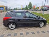 Peugeot 207 SW - Peugeot 207 aus 2007: SW