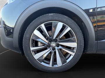 Peugeot 3008 300 GT 4 360+Kam.+KeyLess+LED+Massage+Navi