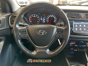 MYAUTOCENTER – Gebraucht- und Jahreswagen mit Werkstattservice in Pfaffenhofen Hyundai i20 *TÜV:828*KLIMA*TEMPO*CARPLAY*PDC*CAM*