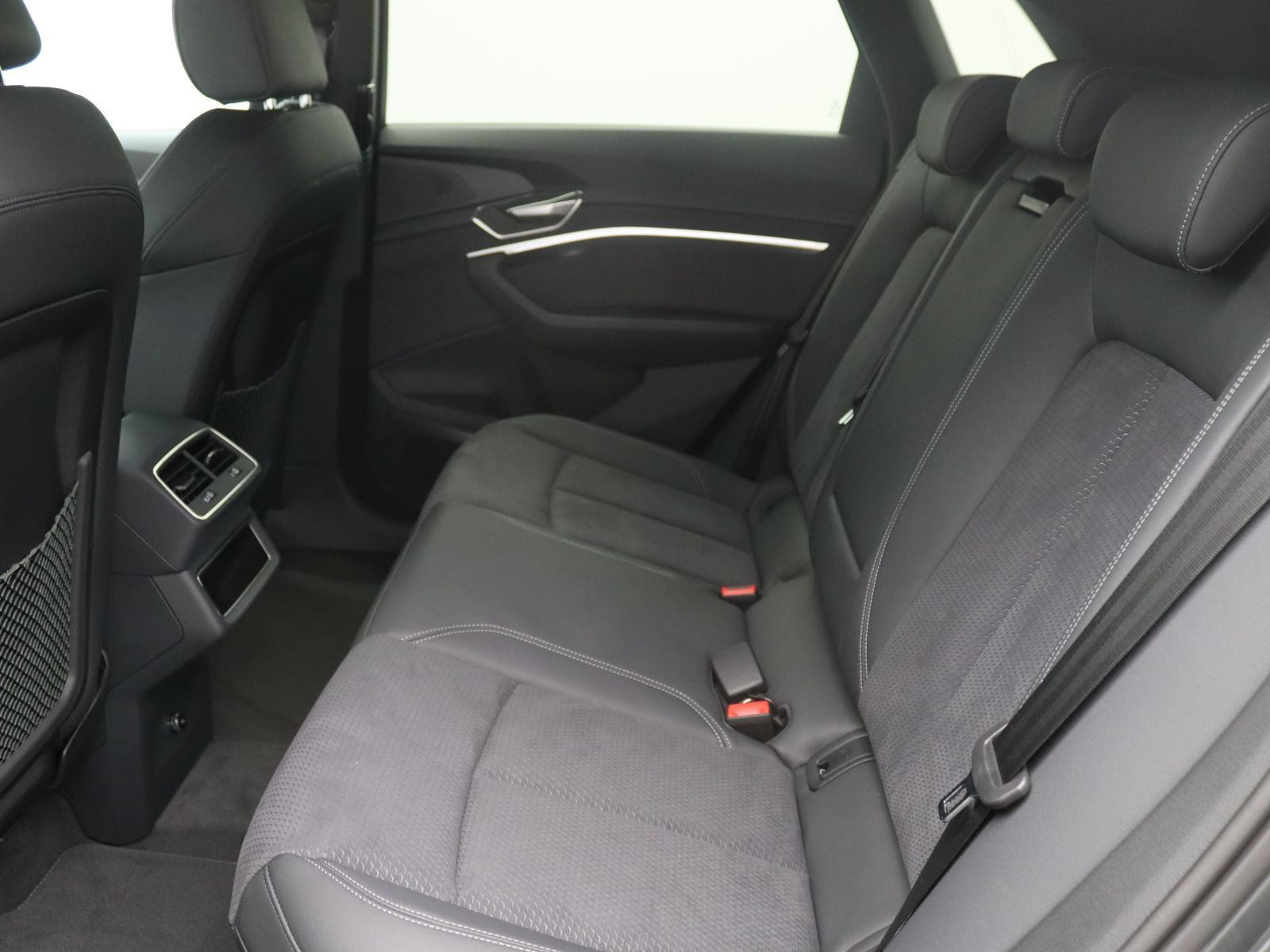 Audi Q8 e-tron - Bild 11