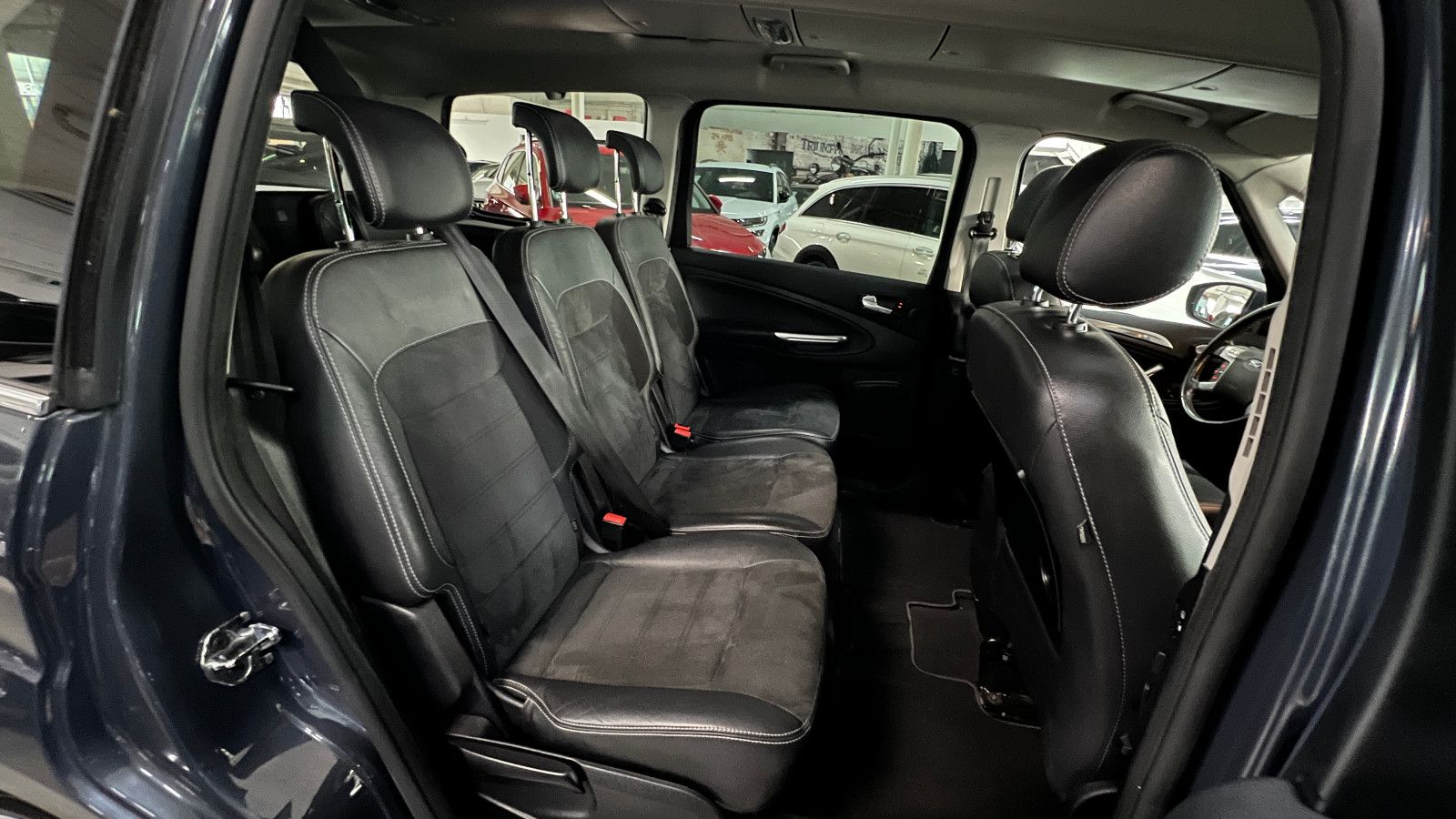 Fahrzeugabbildung Ford Galaxy 7-SITZER AUT. TITANIUM SPORT PANO MEMORY