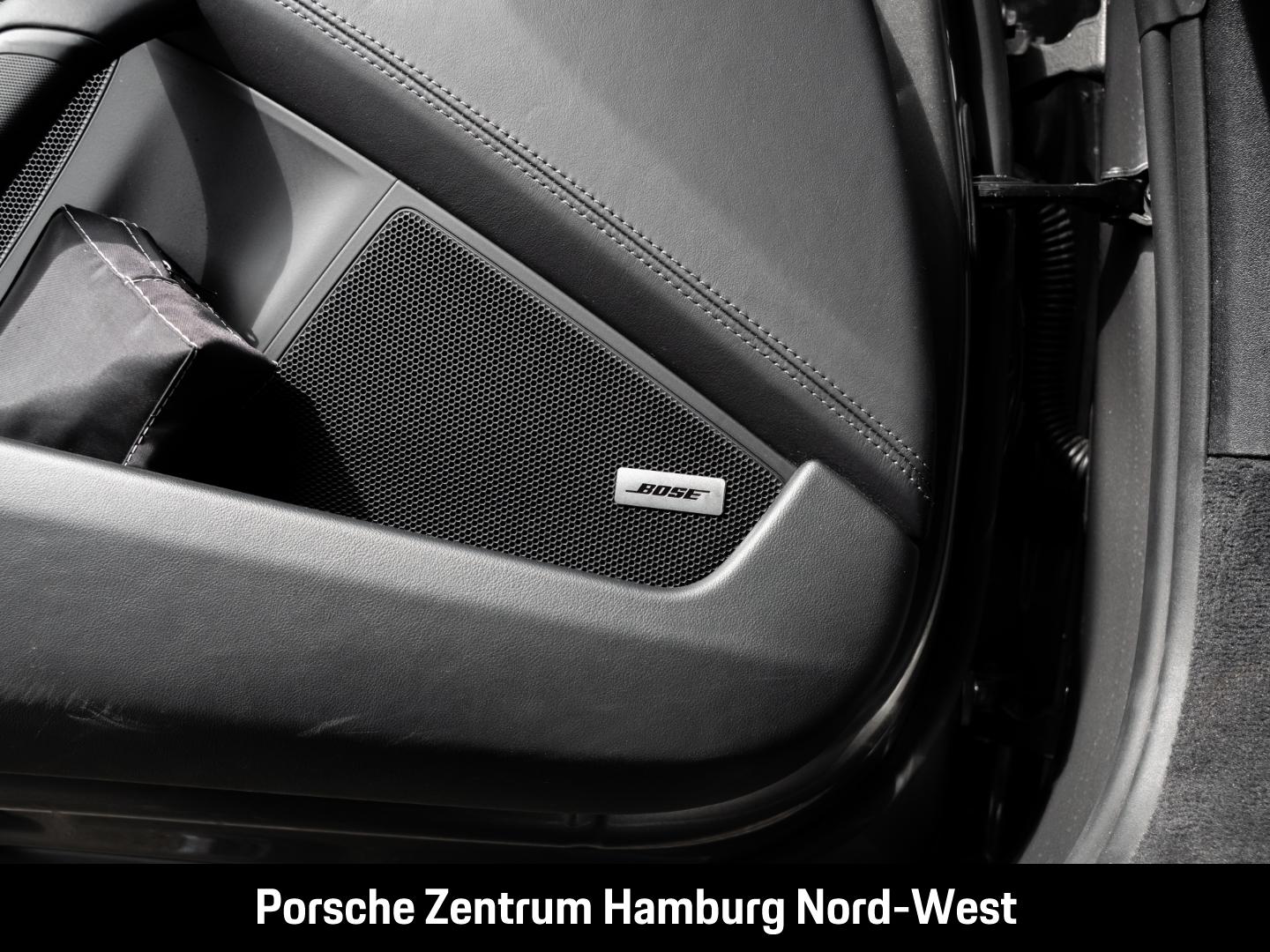 Porsche 992 (911) Carrera 4S Cabriolet BOSE SportDesign