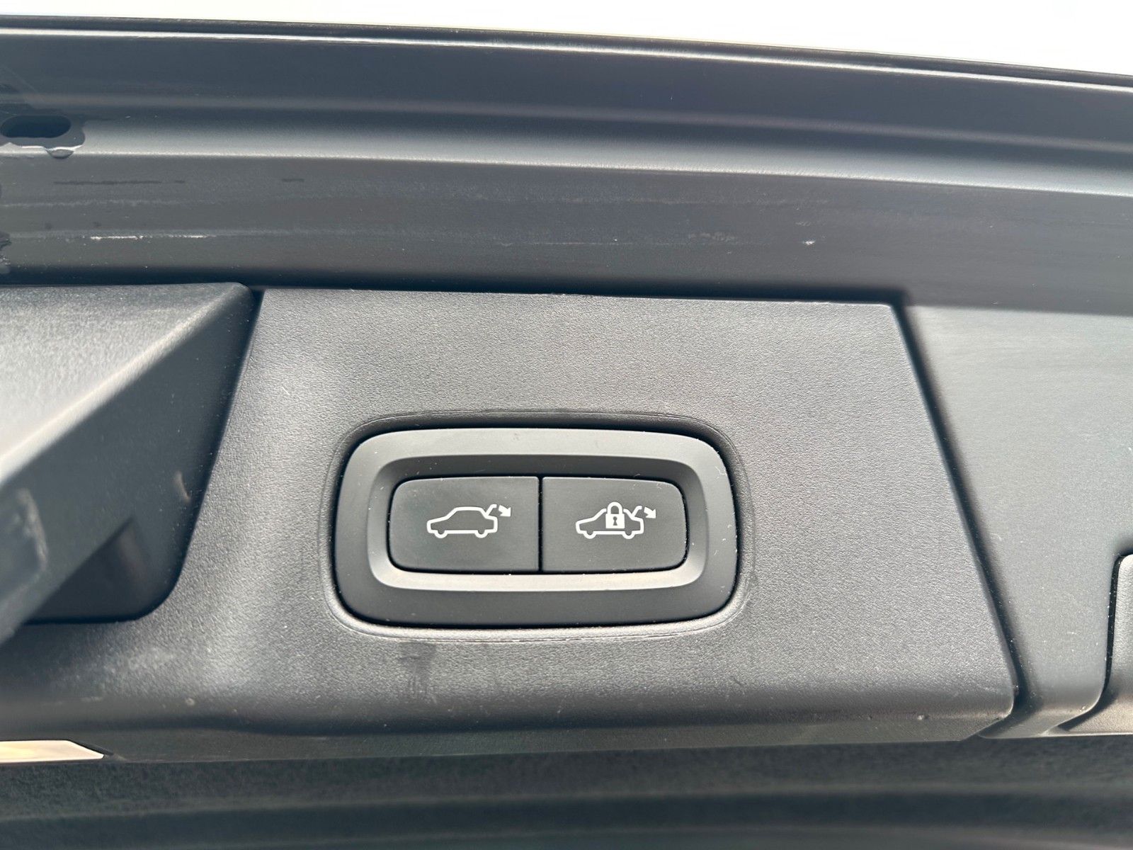 Volvo V90 Kombi R Design – Bild 12