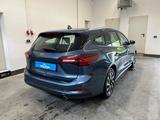 Ford Focus Turnier 1.5 EcoBlue Titanium*LED*MATRIX*R- - Ford Focus: Kombi, mit Anhängerkupplung