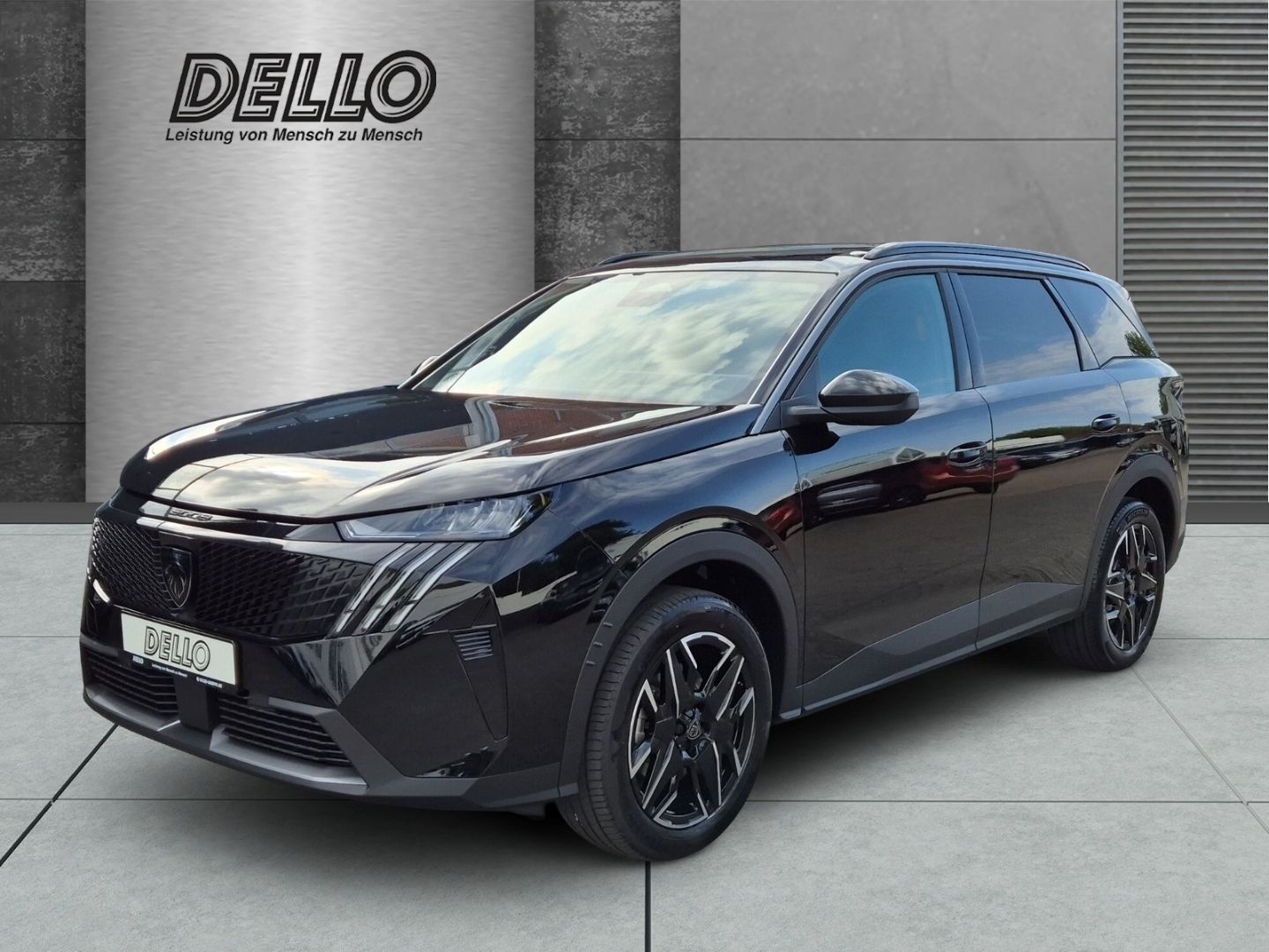 Peugeot 5008 Allure Hybrid AT Panorama-Navigations-Paket