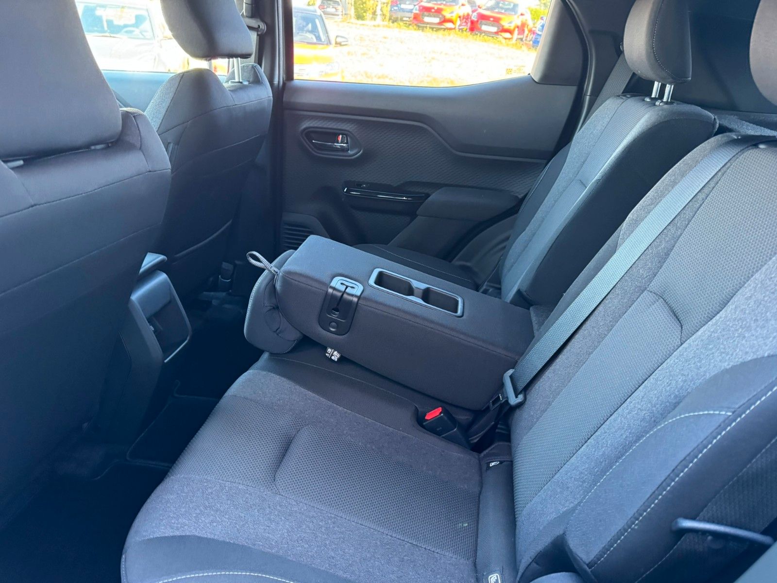 Suzuki e Vitara - Bild 13