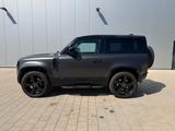 Land Rover Defender 90 V8 P525 Carpathian Edition - Land Rover Defender mit Benzin-Antrieb