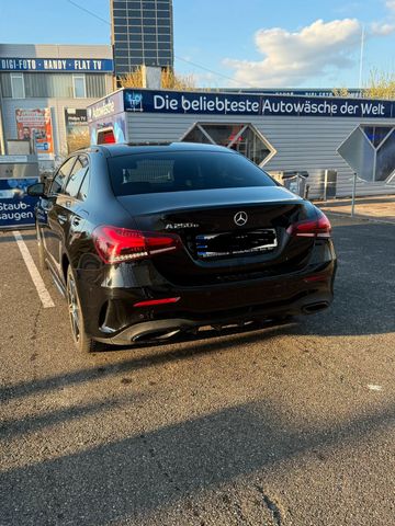 MERCEDES-BENZ Mercedes A250e