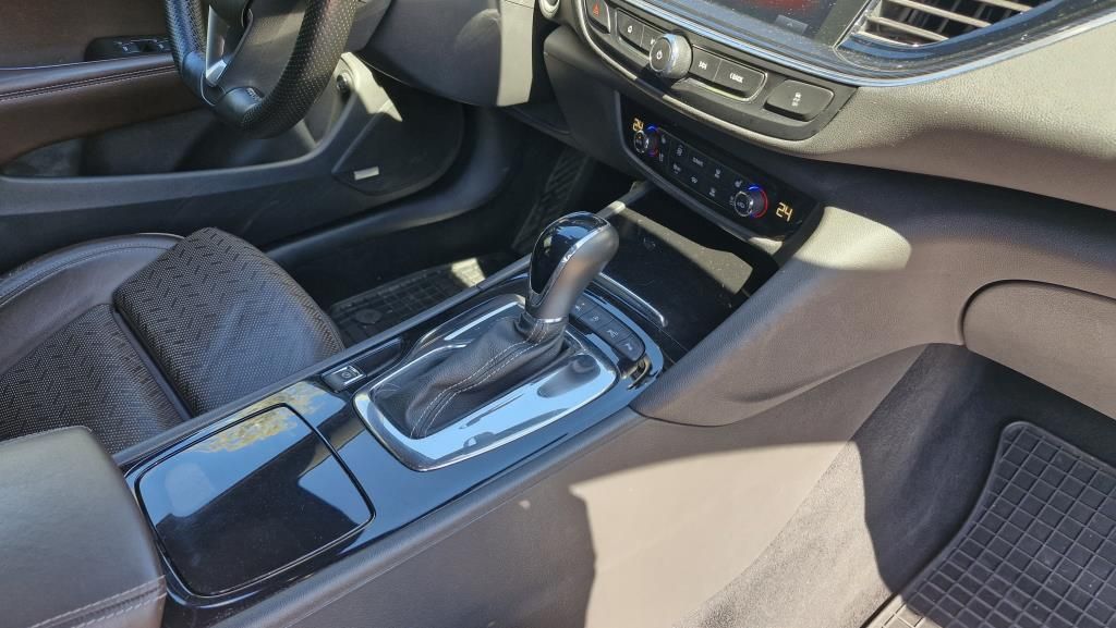 Autohaus Zimpel - Opel Insignia ST 2.0T Allrad Winterräder+AHZV+Head-Up - Bild 12 Autohaus Zimpel - Opel Insignia ST 2.0T Allrad Winterräder+AHZV+Head-Up - Bild 12