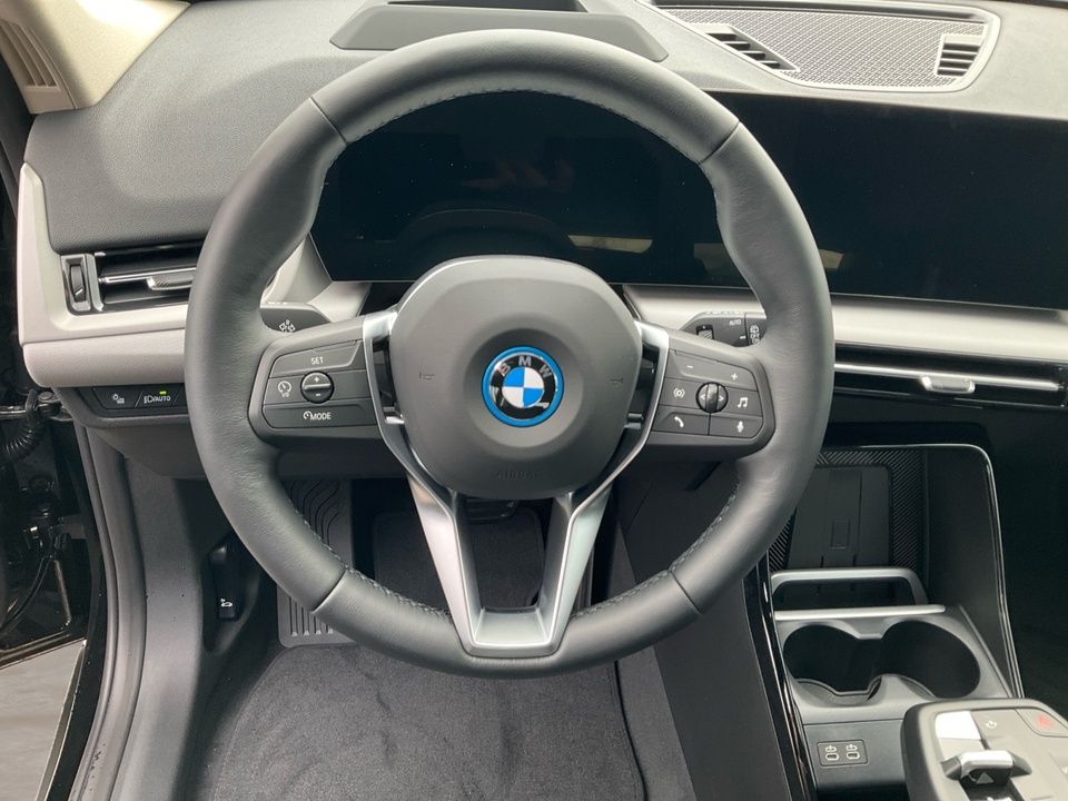 BMW iX1 - Bild 14