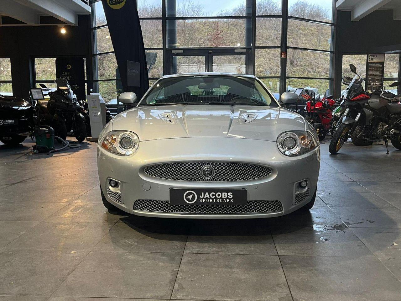 Jaguar XK R Coupe Vollleder