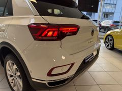 VW T-Roc 1.5 TSI Style DSG LED ACC NAVI AHK MASSAGE
