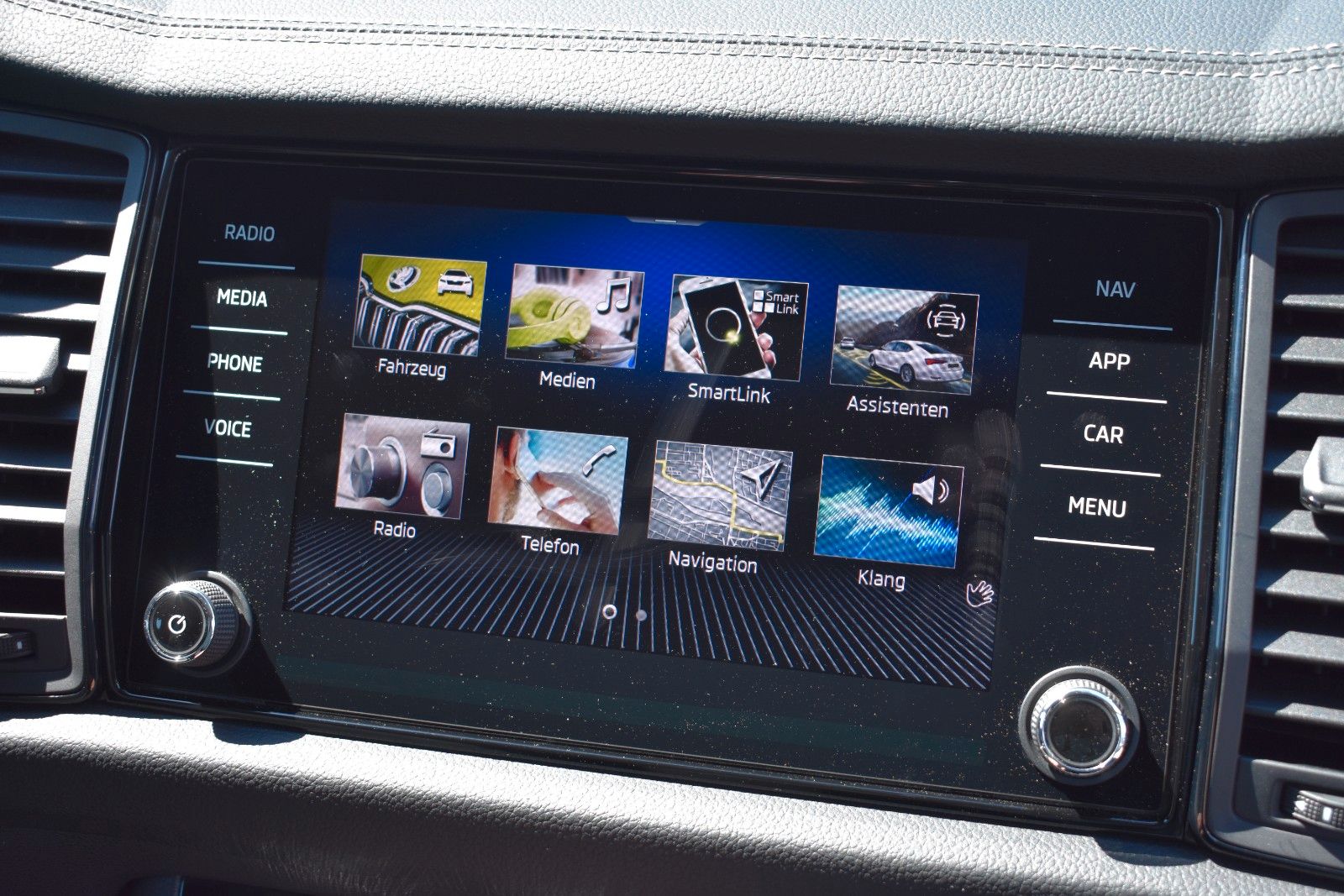 Fahrzeugabbildung SKODA Kodiaq Clever 4x4 Autom. LED Keyless ACC DAB+
