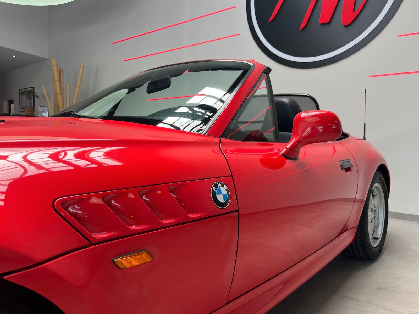 Fahrzeugabbildung BMW Z3 1.9 Roadster*Hardtop*M-Fahrwerk*Sportauspuff*