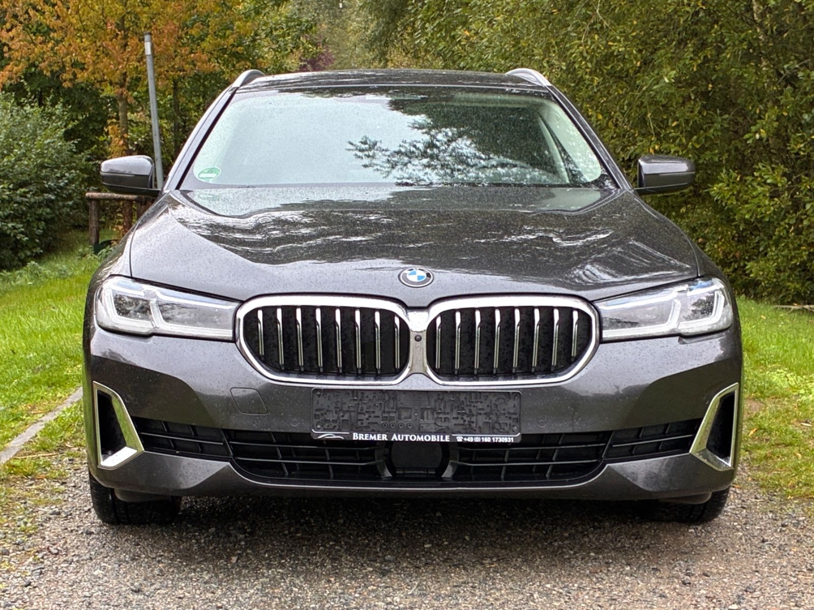BMW 530e Touring Luxury Line Tüv=12/27! Pano! Voll! imagem 3