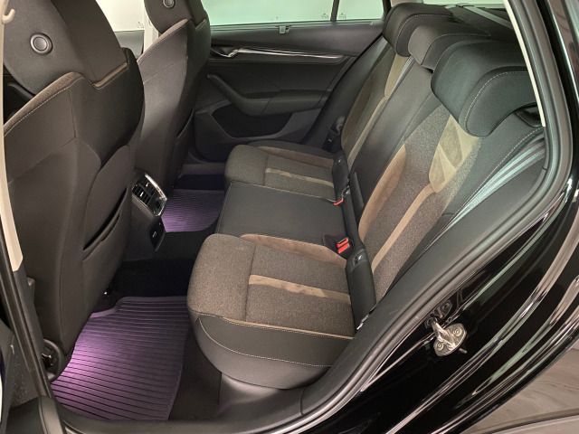 Octavia Scout 2.0 TDI DSG 4x4 AHK+HUD+NAVI
