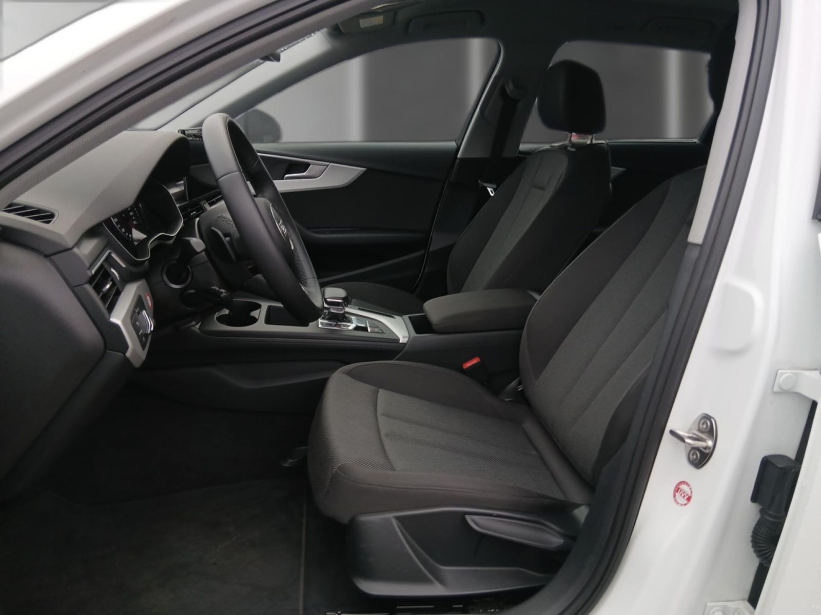 Audi A4 - Bild 10