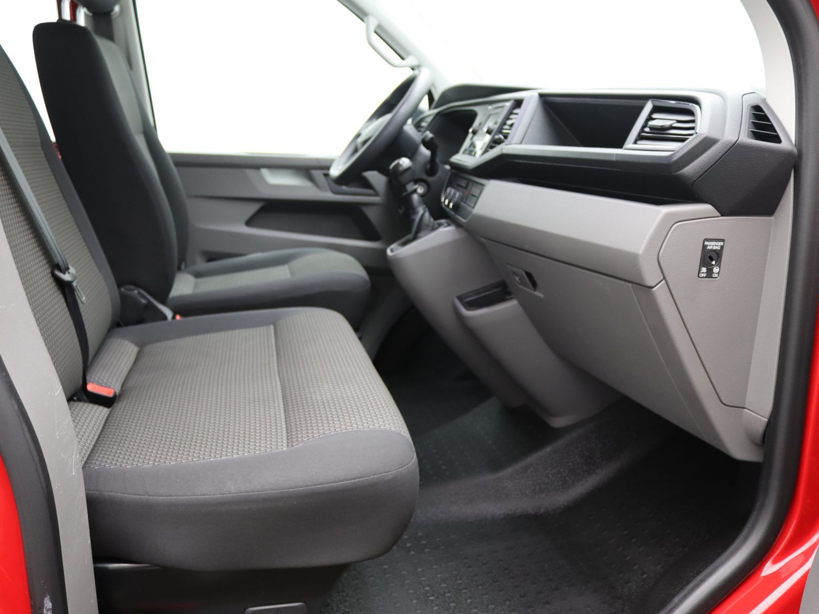 Volkswagen T6 Kombi - Bild 12