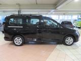 Volkswagen Caddy Maxi Life 2.0TDI DSG ACC AppConnect 7-Sitz - : Schwarz, Stoff