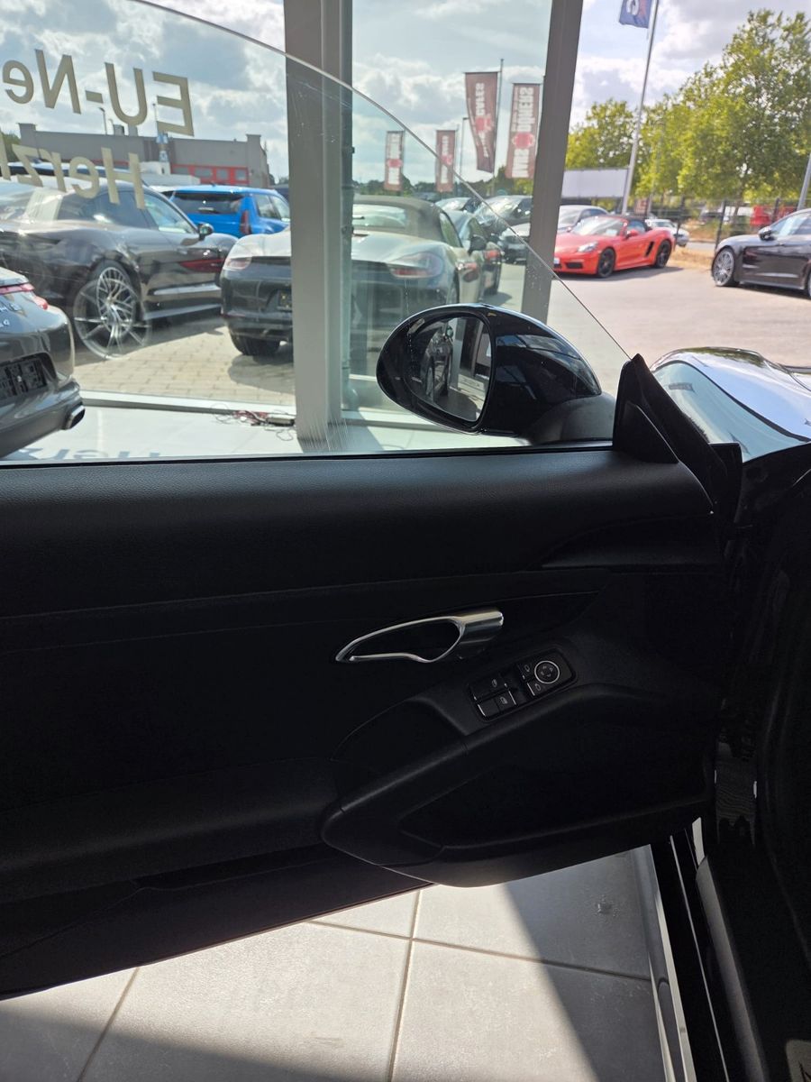Fahrzeugabbildung Porsche Boxster Black Edition