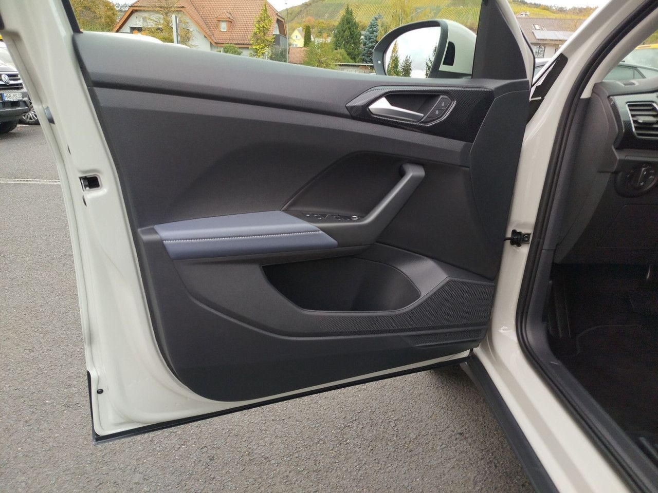 Fahrzeugabbildung Volkswagen T-Cross Style 1.0 TSI 85 kw 7-Gang DSG