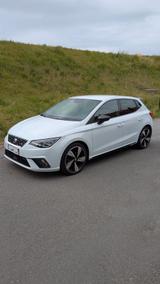 Seat Ibiza FR Carbon Edition Beats Audio  - Seat Ibiza: Carbon Edition
