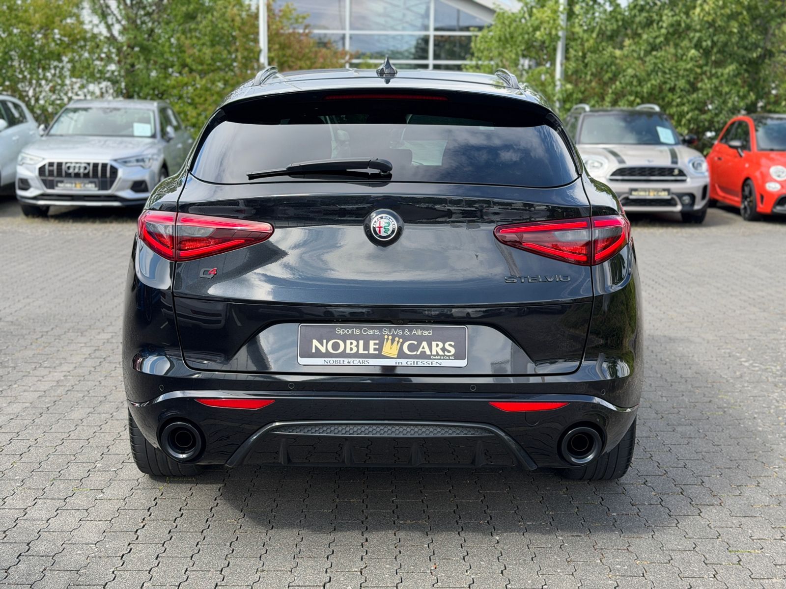 Fahrzeugabbildung Alfa Romeo Stelvio Veloce Ti Q4 H/K BI-XEN NAV RFK 21"