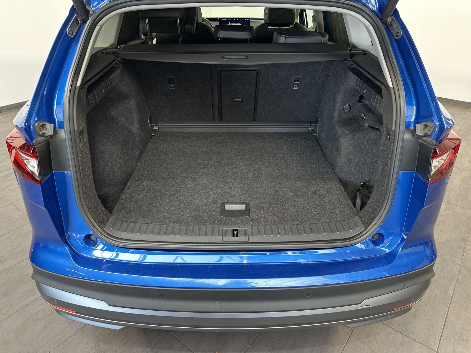 Fahrzeugabbildung SKODA Enyaq iV 80 Sport NAV+LED+AHK+PANO+CANTON+CARPLA