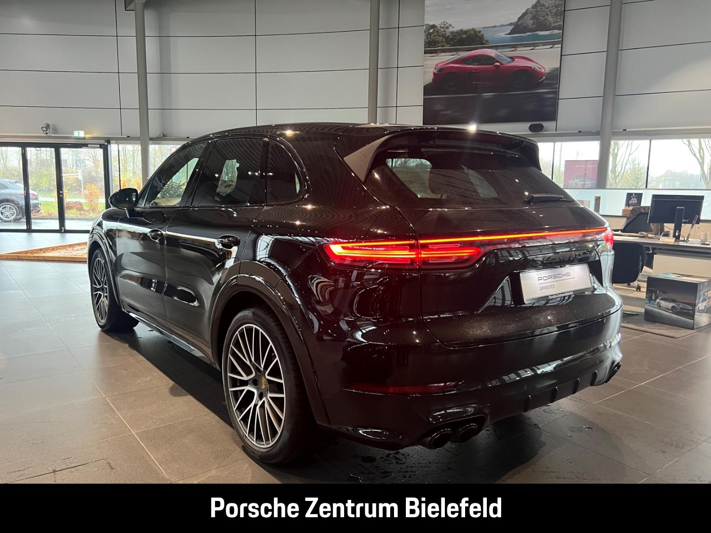 Porsche Cayenne GTS Surround-View Luftfederung 21-Zoll