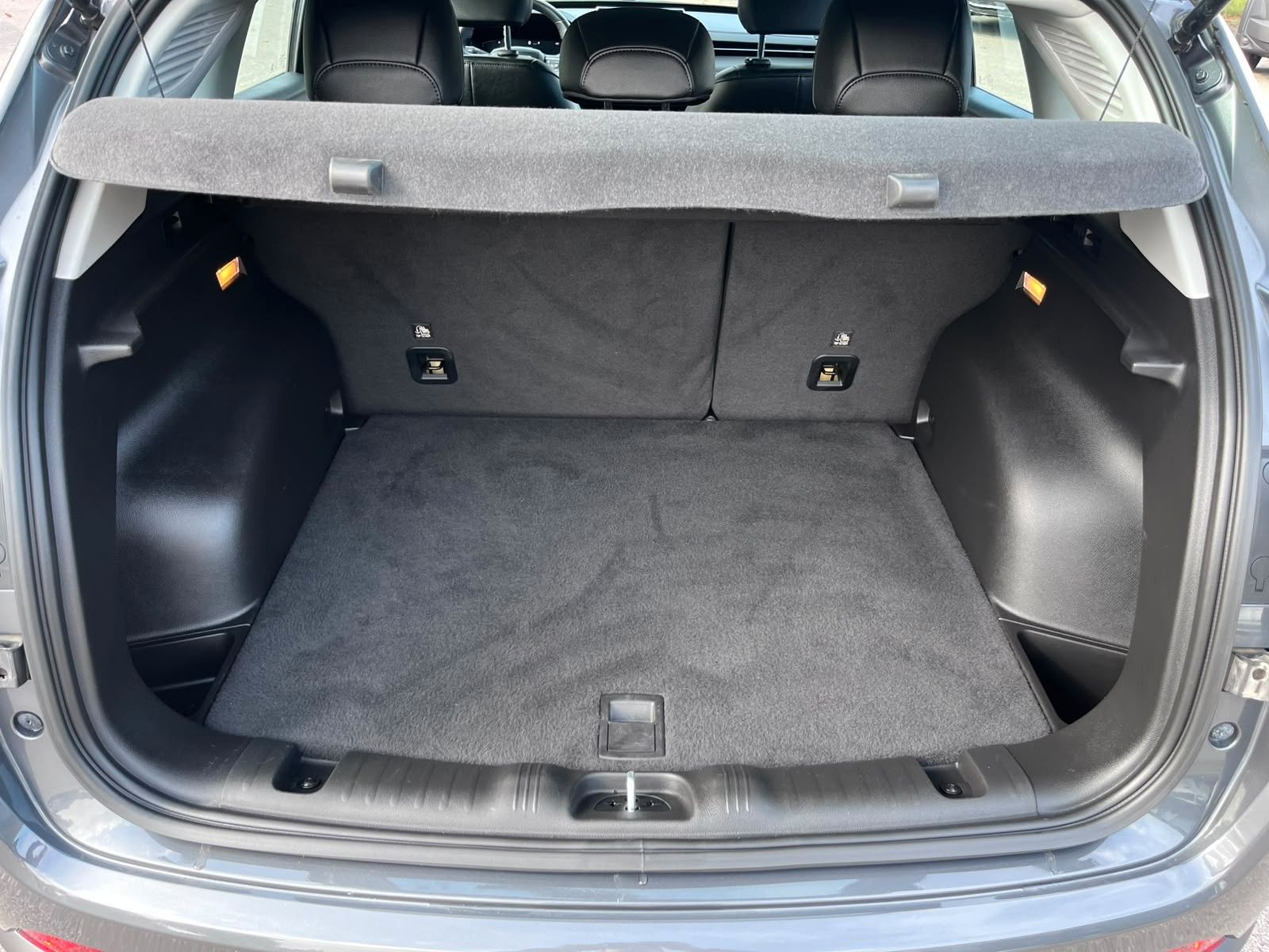 Fahrzeugabbildung Jeep Compass Altitude Teilleder digi Navi uvm