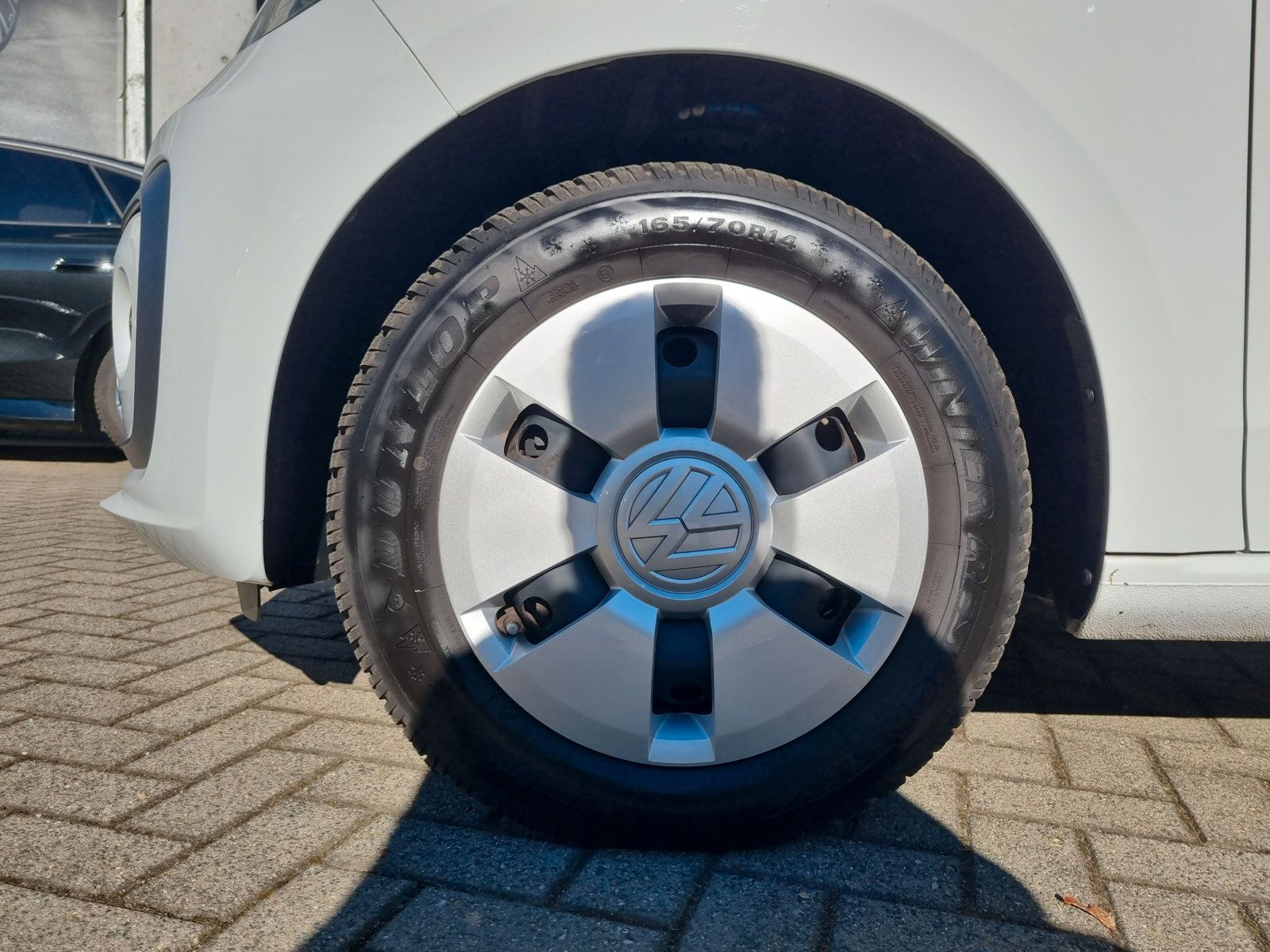 Fahrzeugabbildung Volkswagen up! 1.0 United KLIMA SHZ LM15