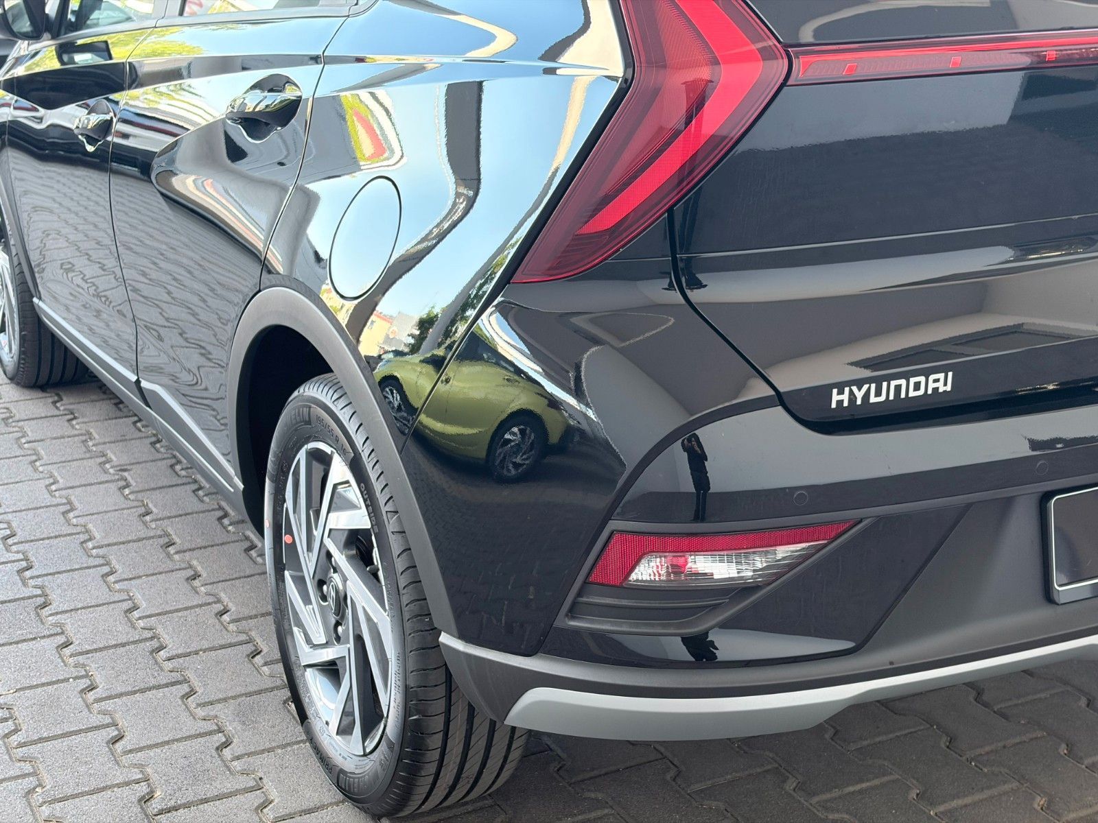 Fahrzeugabbildung Hyundai Bayon 1.0 T-GDI Trend LED,Navi,SHZ,Kam.,PDC,AUT