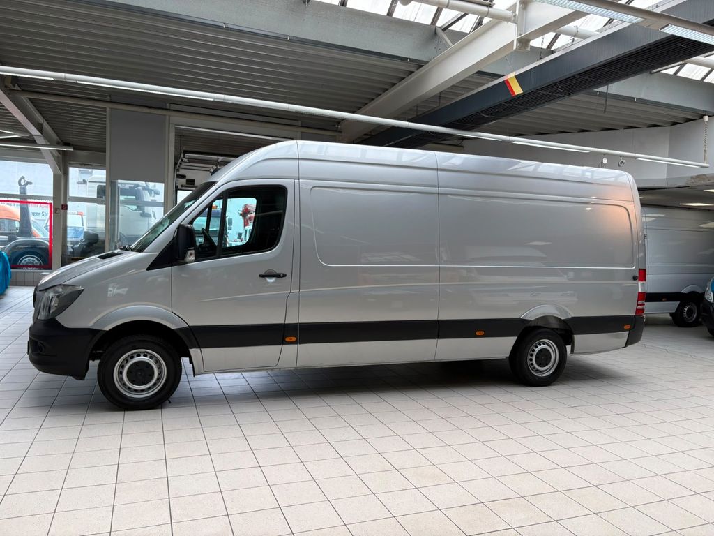 Image of Mercedes-Benz Sprinter