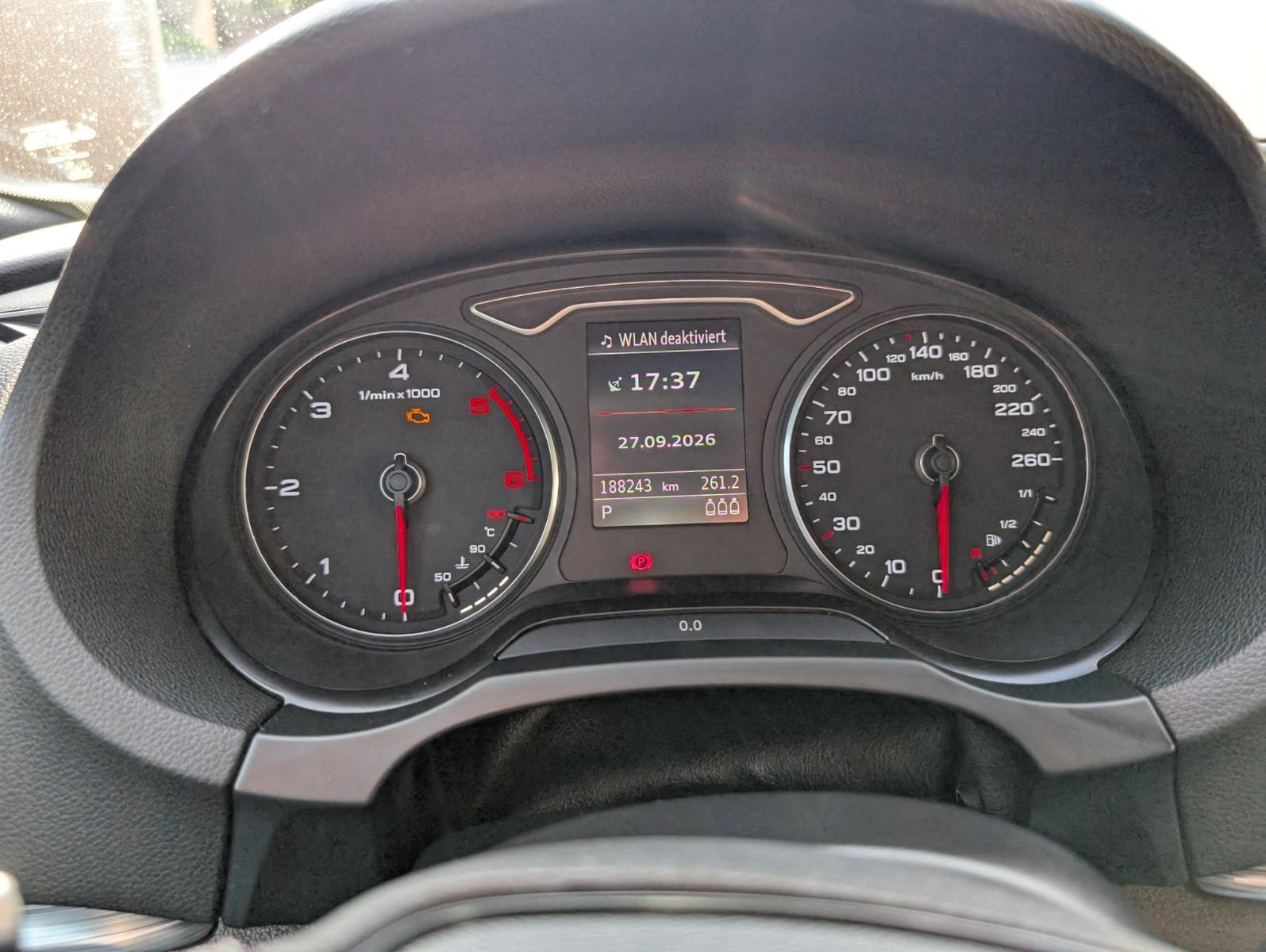 Audi A3 2.0 TDI 6 Gang S tronic Zahnriemen WaPu neu! 