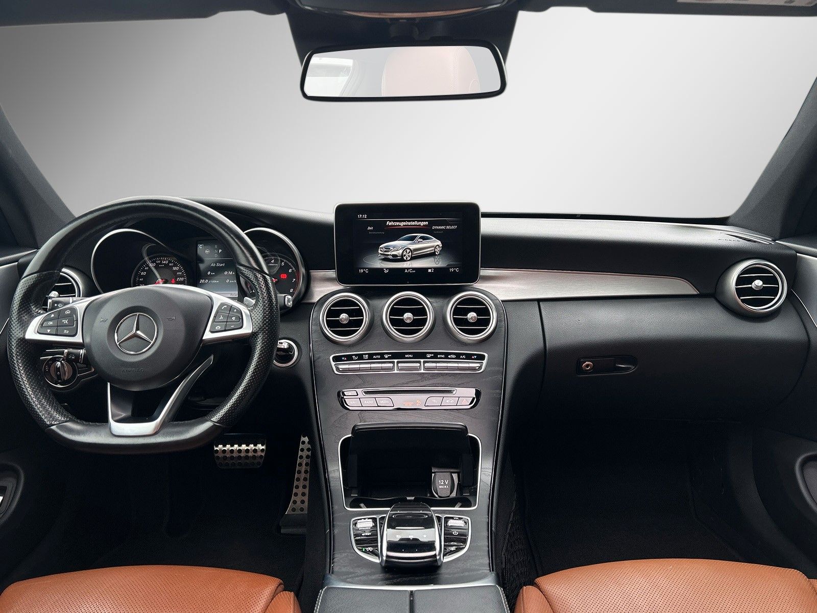 Fahrzeugabbildung Mercedes-Benz C 400 4Matic *AMG-Line*Panorama*Vollleder*Kamera