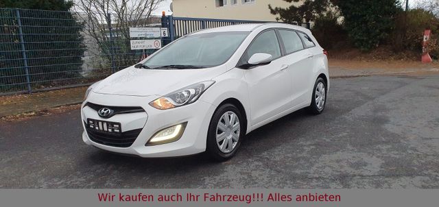 Hyundai i30 1.6 CRDi FIFA World Cup EDITION Kamera,PDC