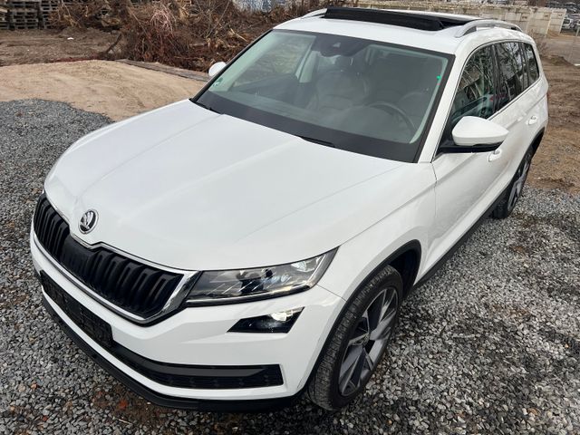 Skoda Kodiaq1.5 TSI DSGStyle/SzHG/Leder/Pano/7Sitz/Cam