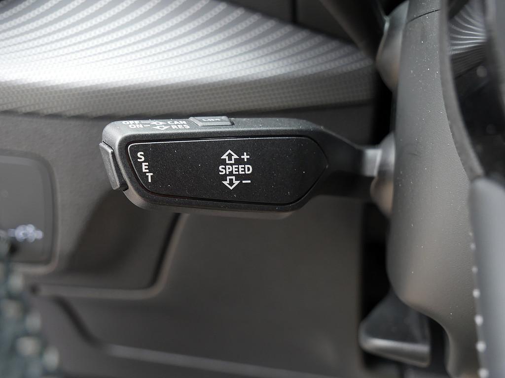 Audi Q2 35 TFSI sport, миниатюра 25