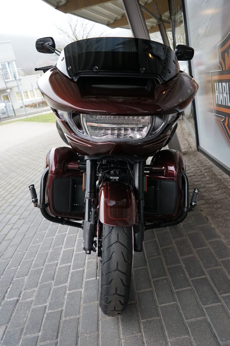 Fahrzeugabbildung Harley-Davidson Road Glide CVO