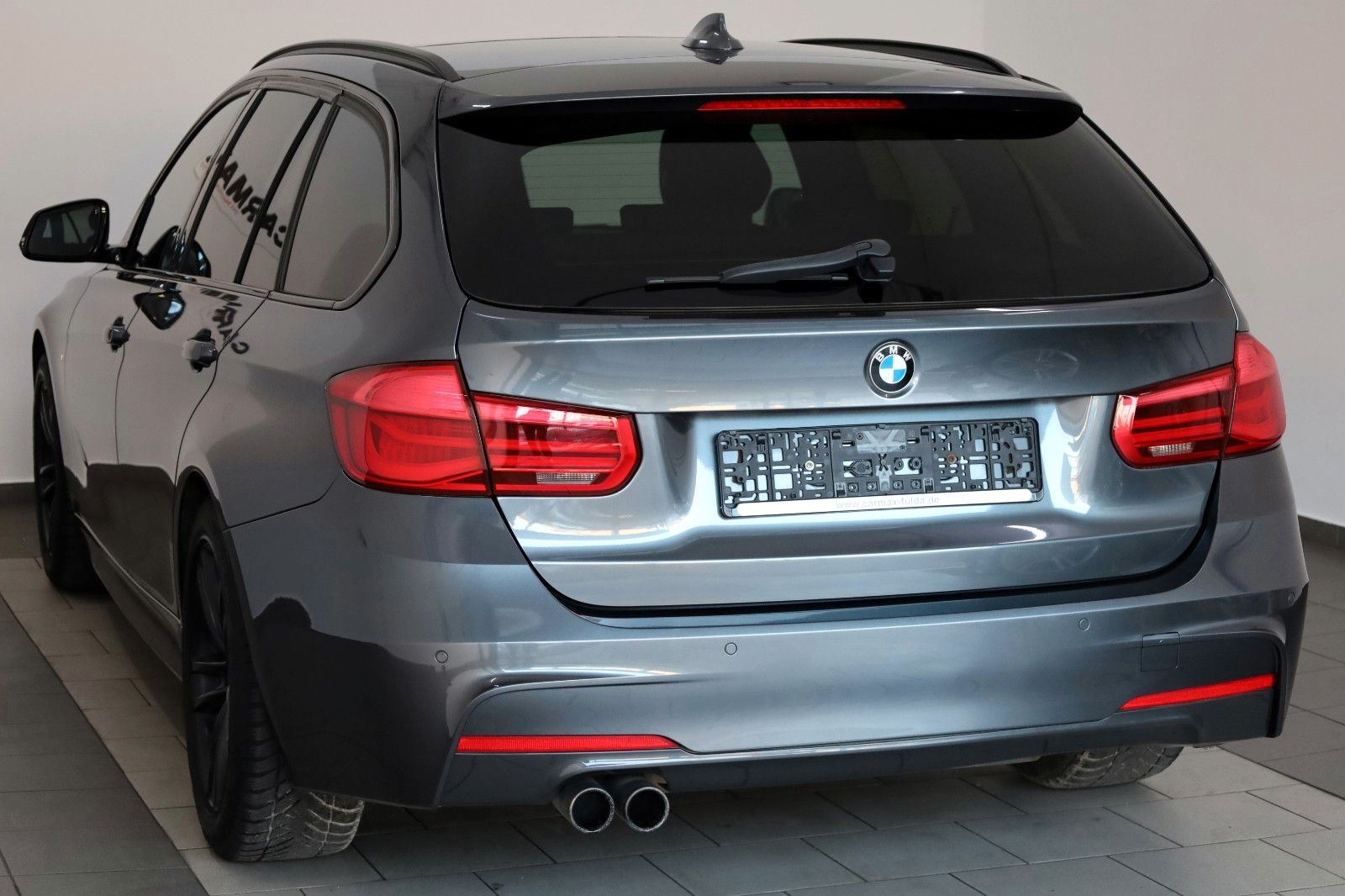 Fahrzeugabbildung BMW 320i Touring M Sport Alcantara,Navi,LED,Panorama