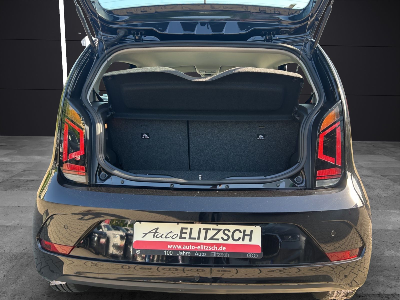 Fahrzeugabbildung Volkswagen up! Klima SHZ GRA RFK maps+more
