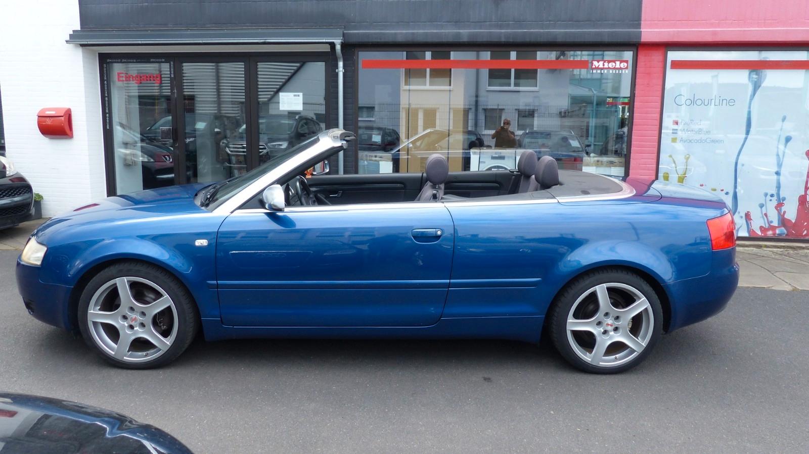 Audi A4 2.4 V6  Cabriolet.SCHALTER.ALU .SHZ. AHK CD.