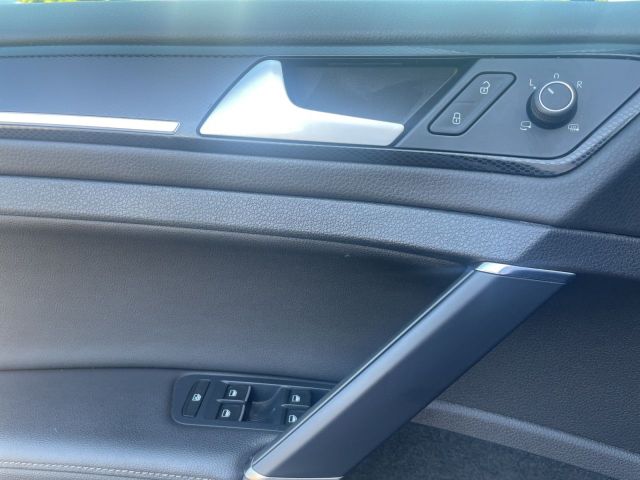 Golf VII (7) Highline 1.4 TSI Panoramadach Navi