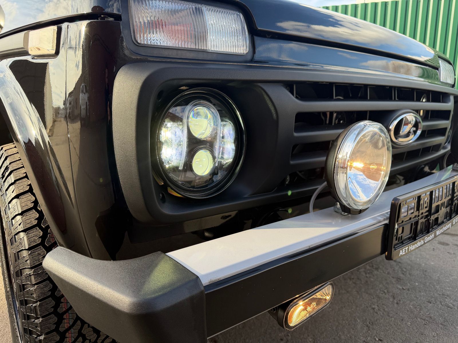 Fahrzeugabbildung Lada Niva LEGEND "PREMIUM PLUS"! !NEUE VIP-AUSSTATT.!