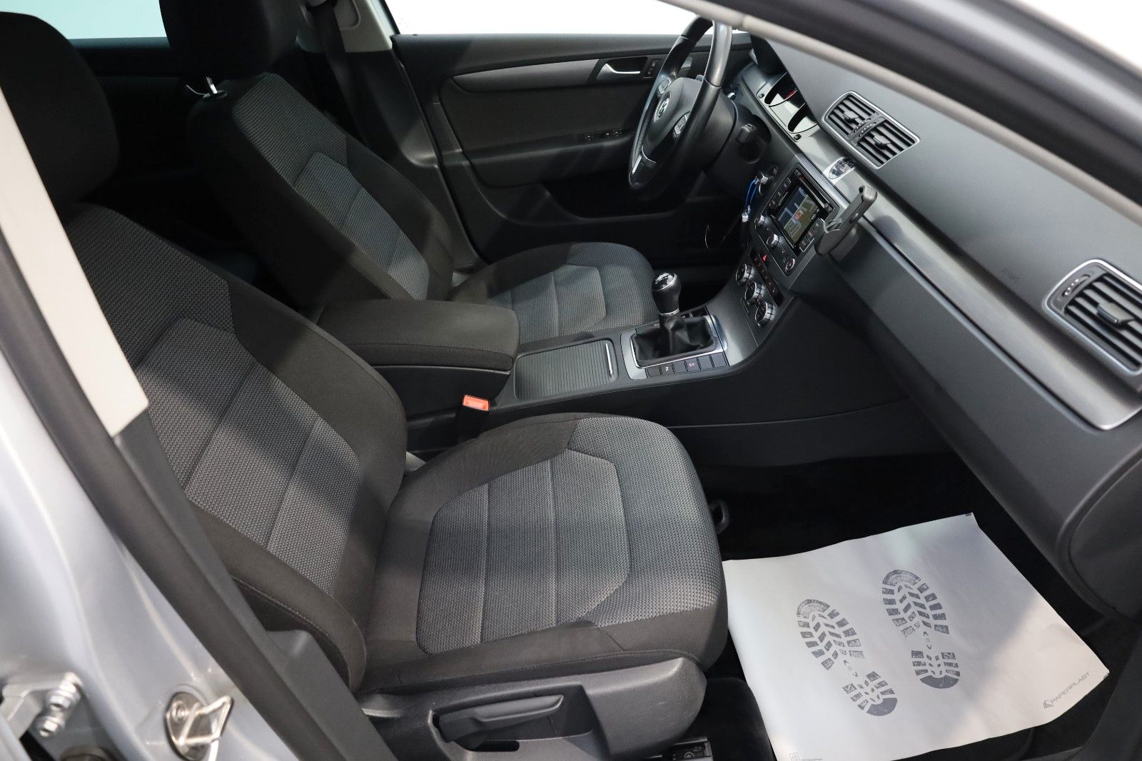 Fahrzeugabbildung Volkswagen Passat Variant Comfortline BlueM.,Navi,SH,AHK+WR