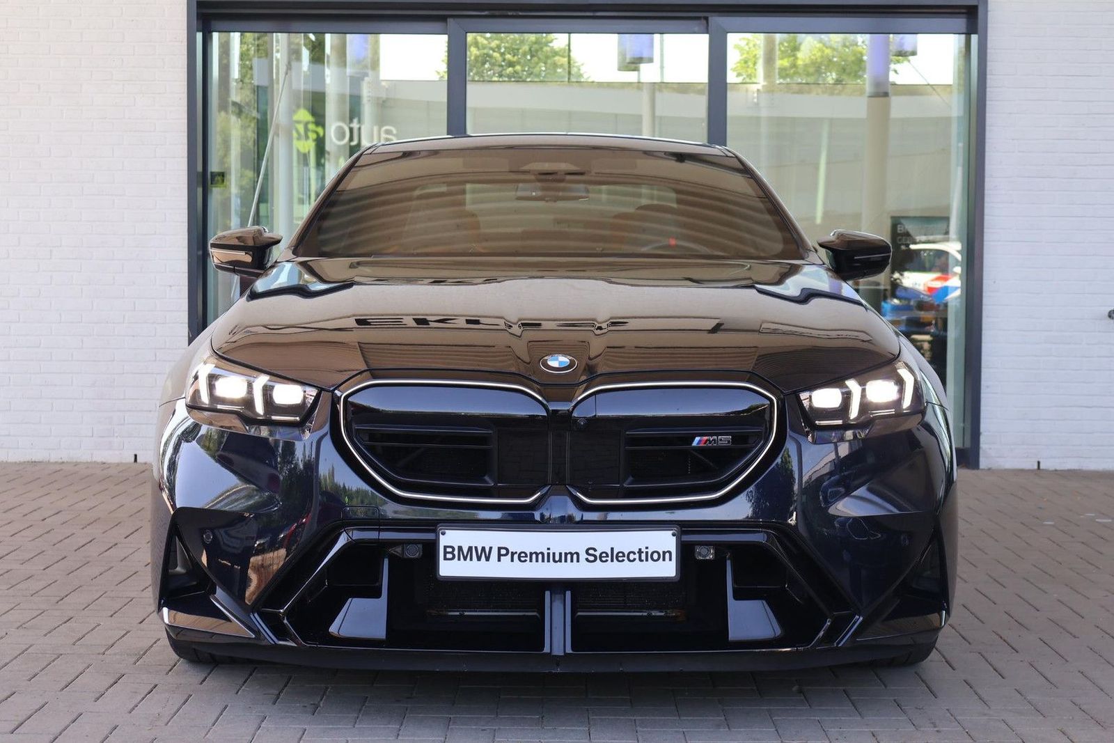 BMW M5 Sedan | SOH 100% | Driving Assistant Professi imagem 3