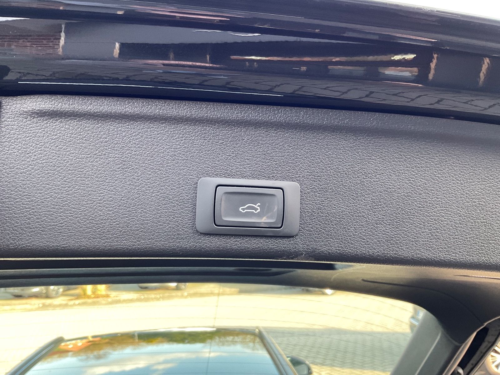 Fahrzeugabbildung Audi A4 Avant 40 TDI S tr. quattro,Kamera,Leder,ACC