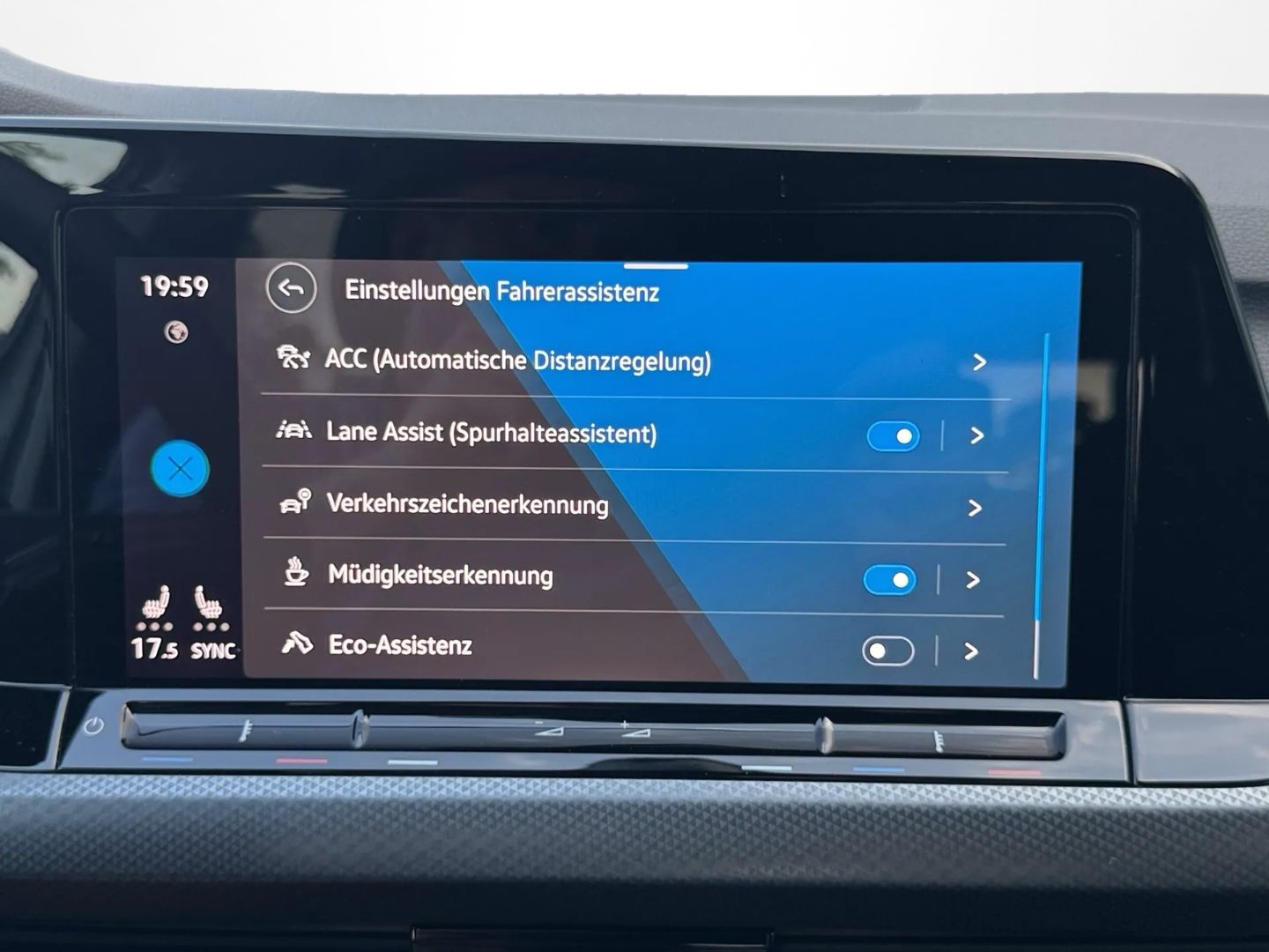 Golf VIII 1.5 TSI "ACTIVE" *LED+*NAVI*STDHZG*
